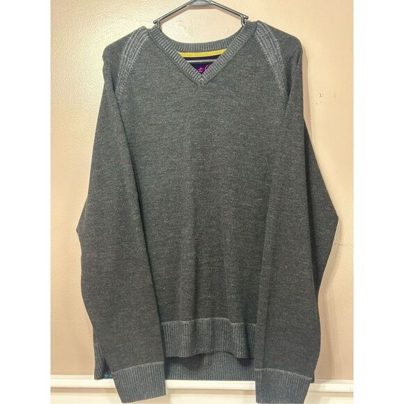 Robert Graham 100% Soft Wool V-Neck Men''s Gray Sweater Size XL - Picture 2 of 11